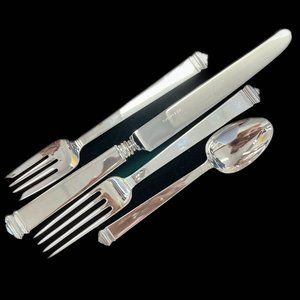 TIFFANY & CO. Flatware Set